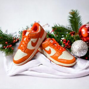 NIB Nike Dunk Low “ Orange Crack” 🍊 Sneaker